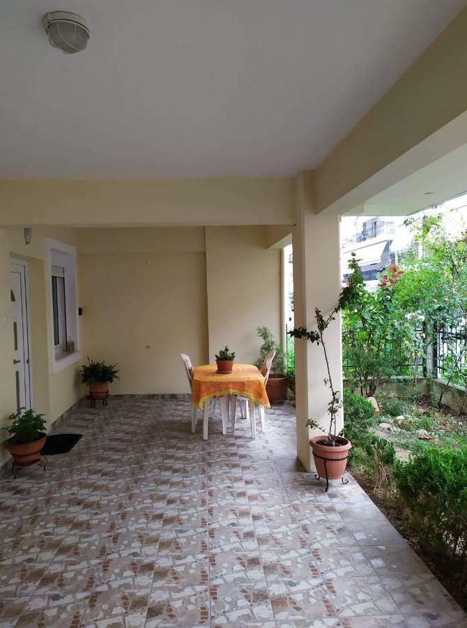 Nice And Cosy House 2 Larissa Exterior foto