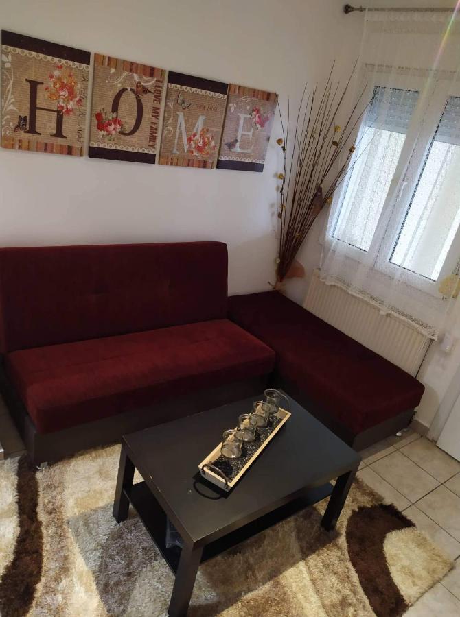 Nice And Cosy House 2 Larissa Exterior foto